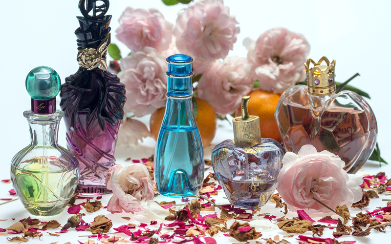 Perfumes&CosmeticsIMG.jpg